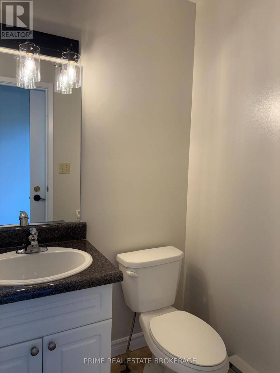 3 bedroom Single Family interior view, 55- 135 Belmont Drive, London South (South O), Ontario