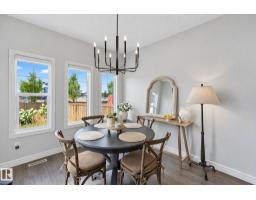 Laundry room - 818 Cavanagh He Sw, Edmonton, AB T6W3Y1 Photo 10