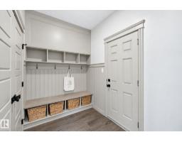 818 Cavanagh He Sw, Edmonton, AB T6W3Y1 Photo 14