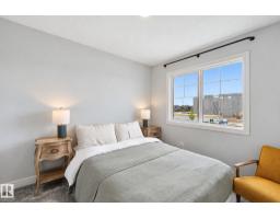 818 Cavanagh He Sw, Edmonton, AB T6W3Y1 Photo 18