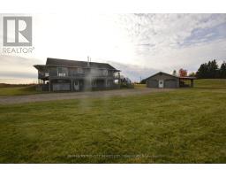 304 Mansel Hill Road, Whitewater Region, ON K0J1K0 Photo 23