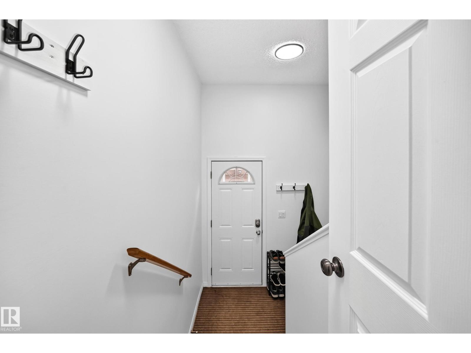 10015B 97 Avenue, photo 23