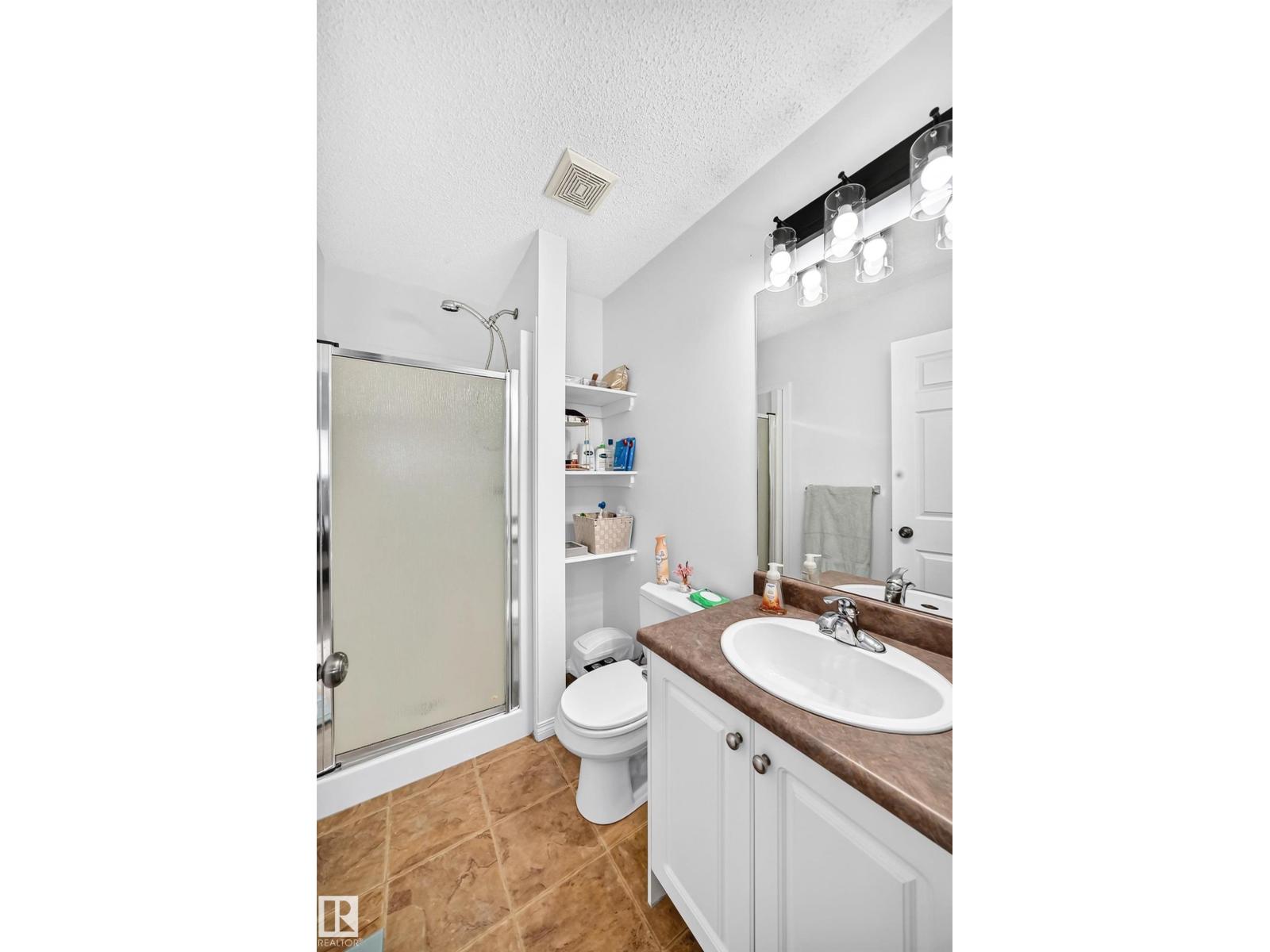 10015B 97 Avenue, photo 17