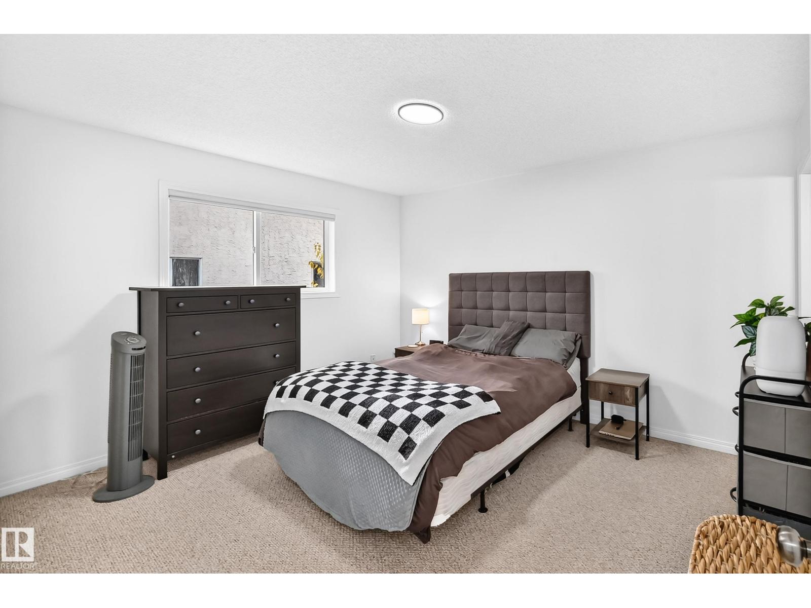 10015B 97 Avenue, photo 14