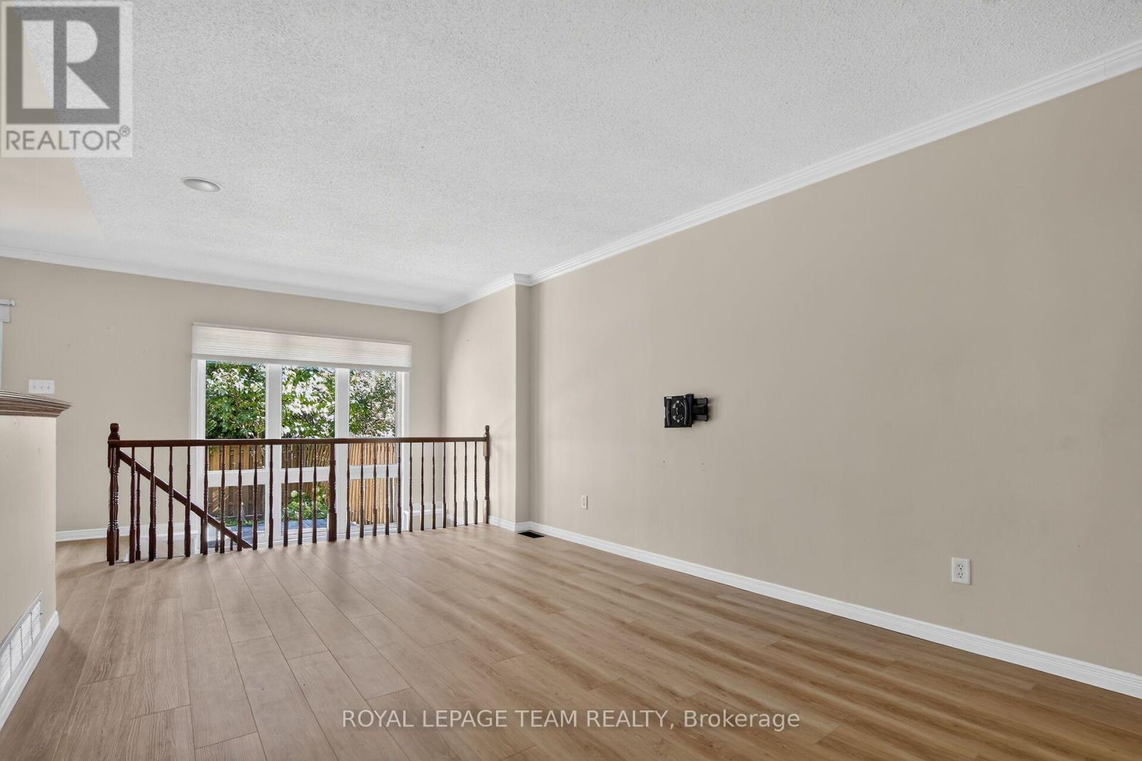 Condos for Sale in Ottawa – 3 CHANTILLY GATE, Ottawa – By Peter Sagos - Image 8