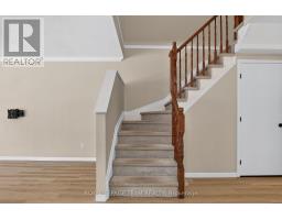 3 Chantilly Gate, Ottawa, ON K2S2B2 Photo 16
