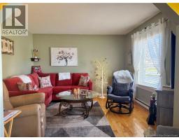 Apt 1