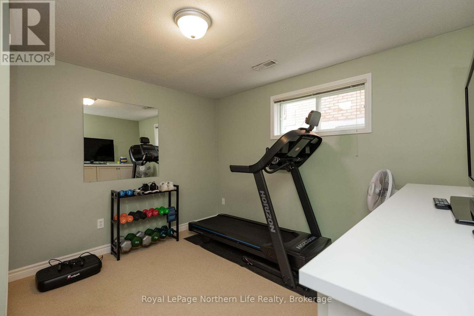 637 TACKABERRY DRIVE - 39