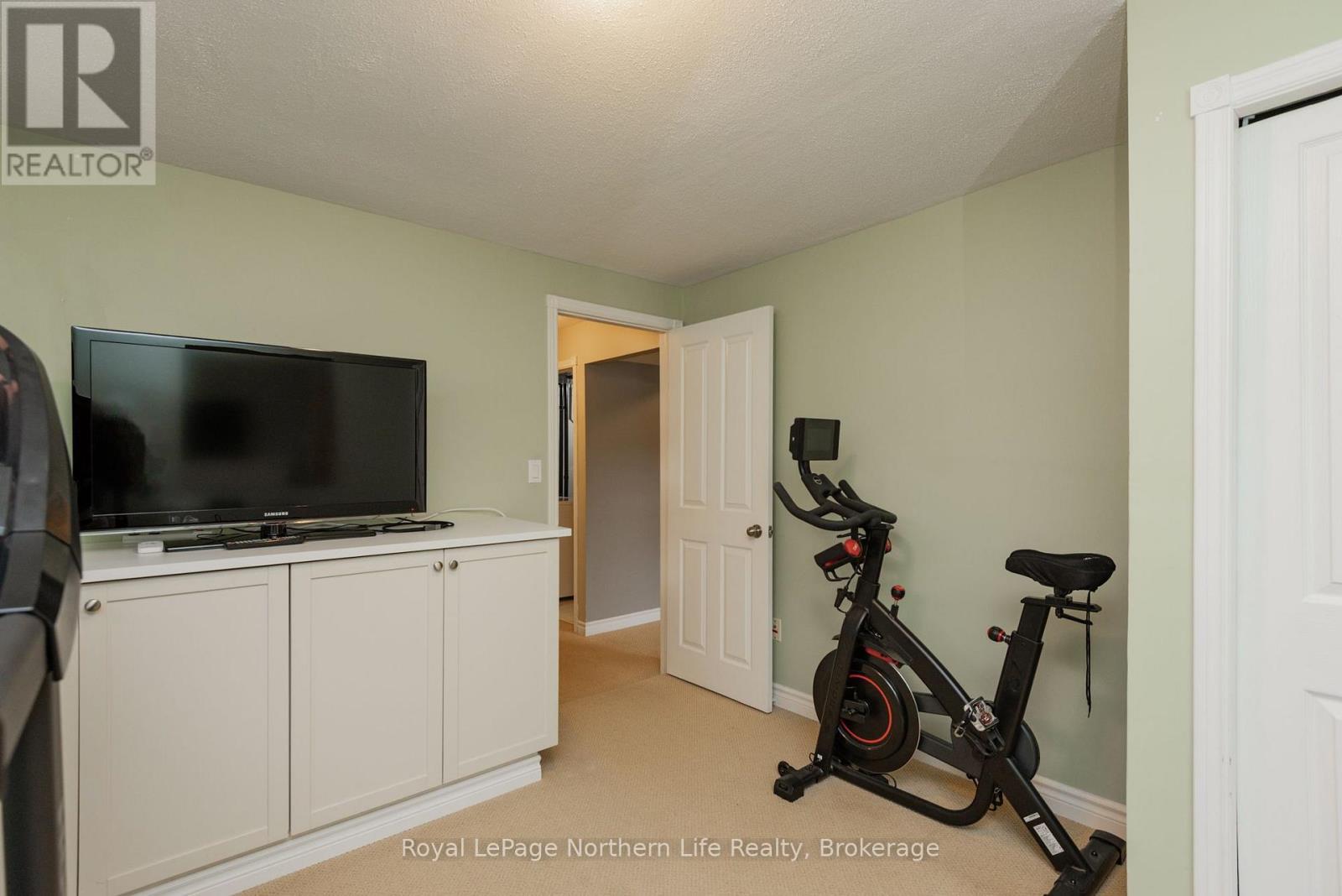 637 TACKABERRY DRIVE - 40