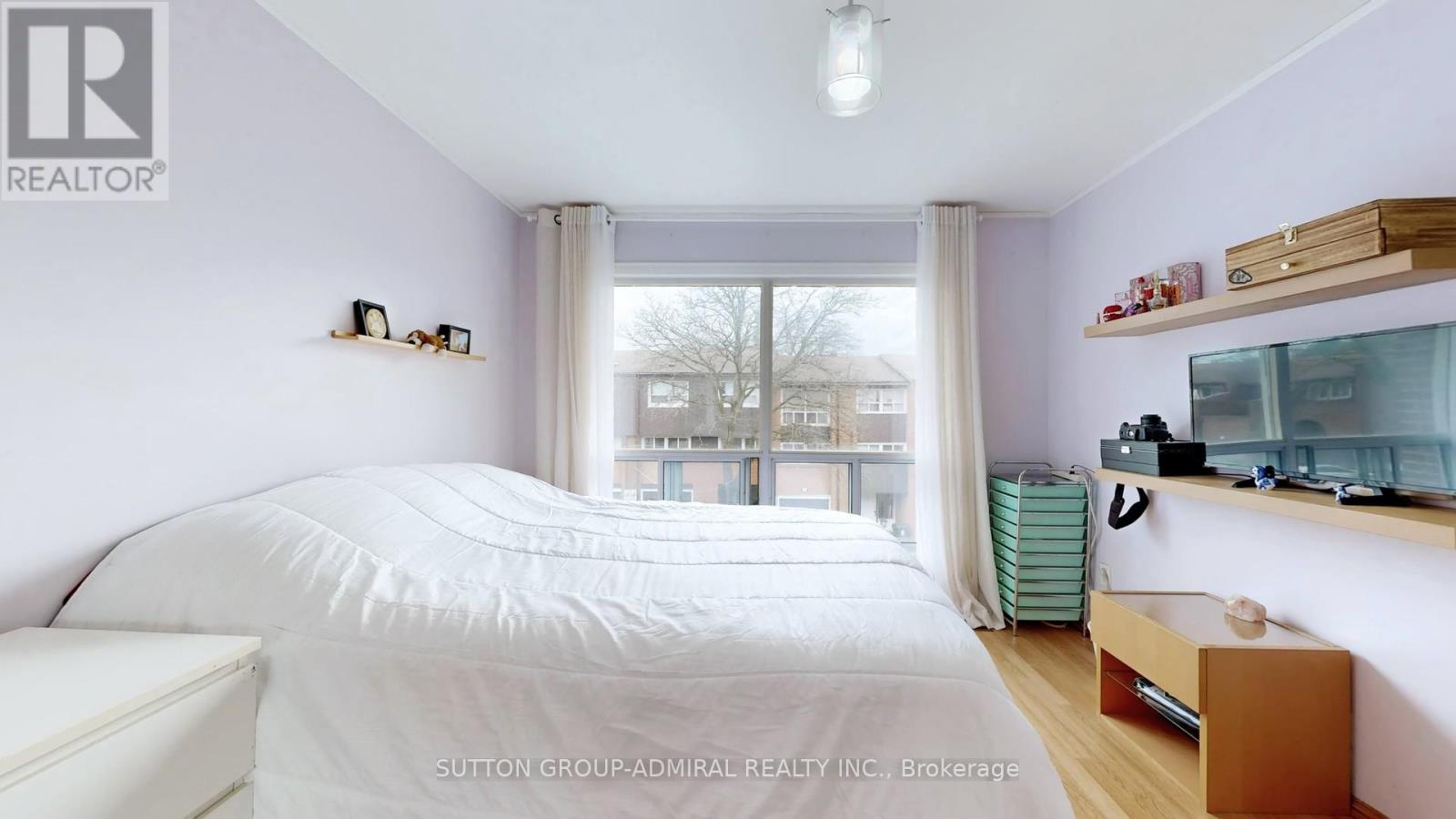 4 Dove Hawk Way, Toronto, ON photo 18
