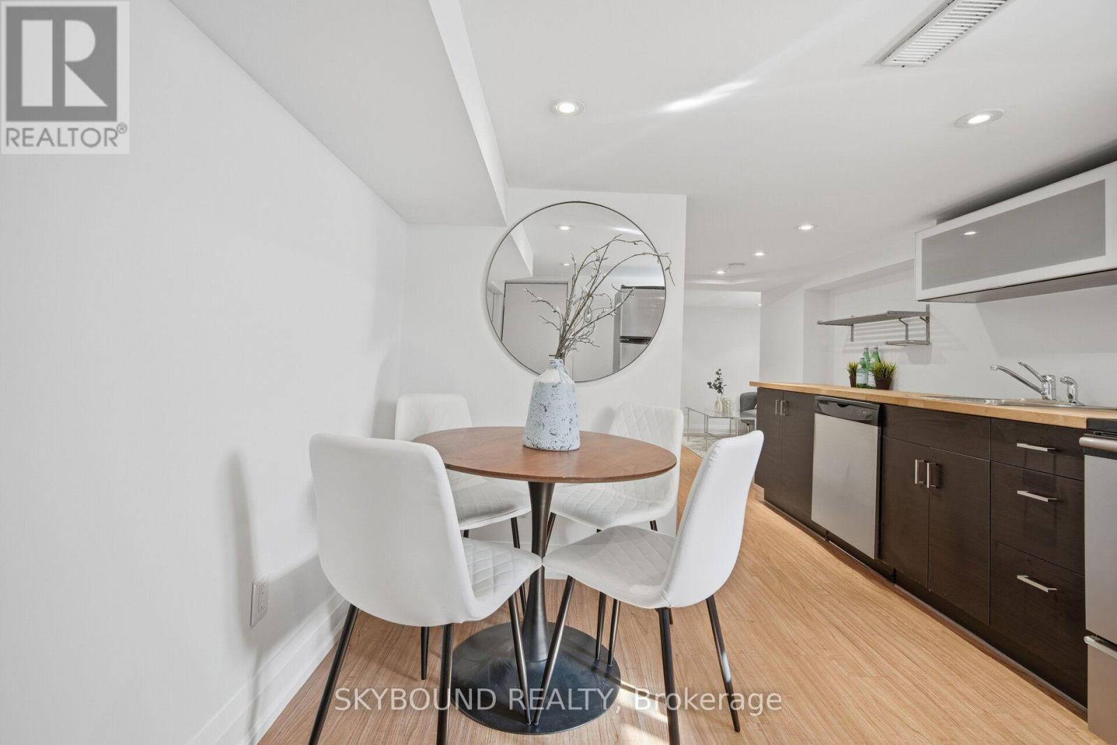 155 NIAGARA STREET - 35