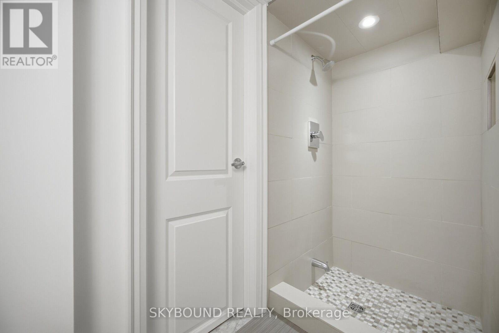 155 NIAGARA STREET - 46