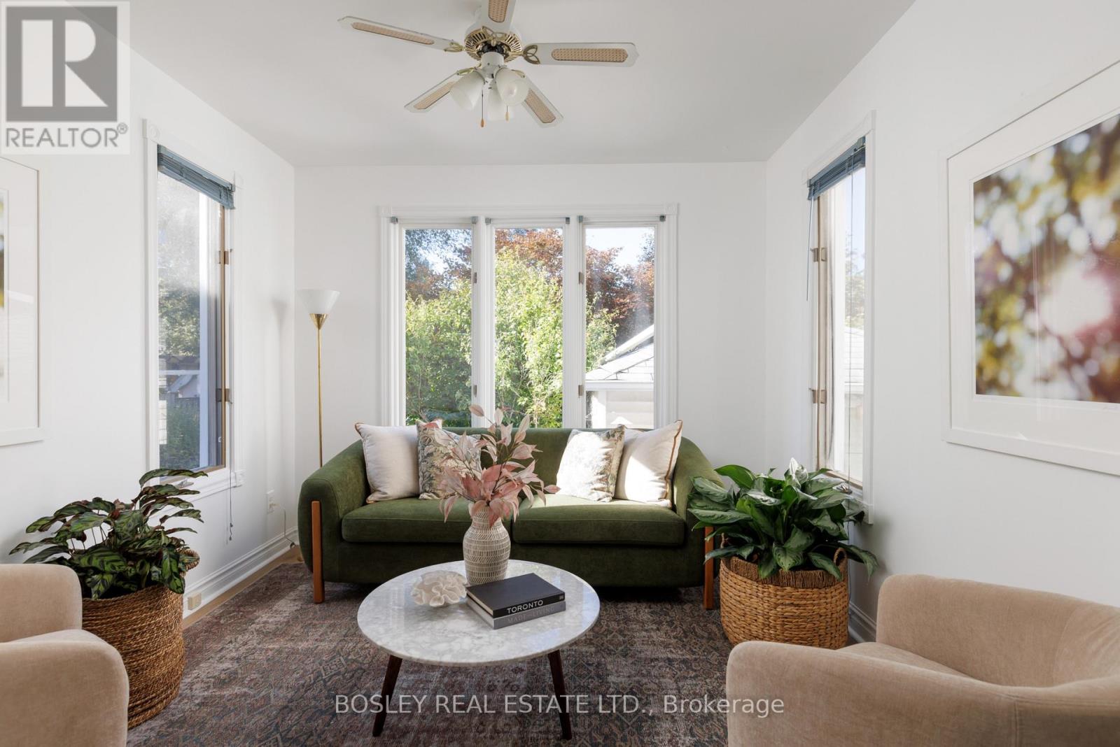 128 Leacrest Road, Toronto, ON photo 15