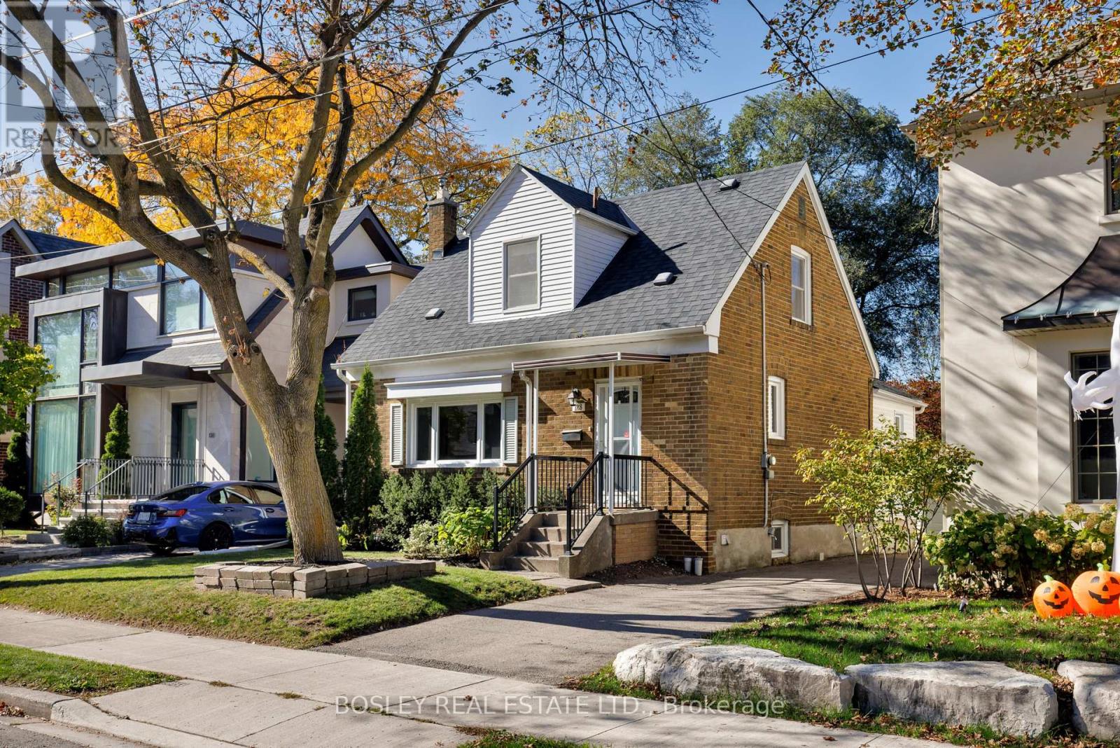 128 Leacrest Road, Toronto, ON photo 2