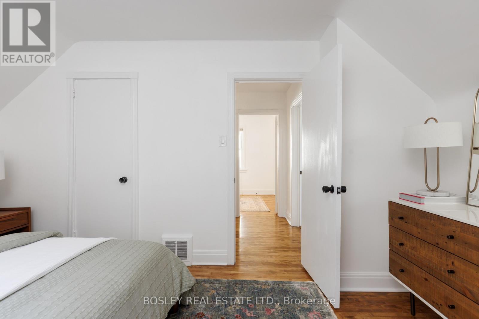 128 Leacrest Road, Toronto, ON photo 25
