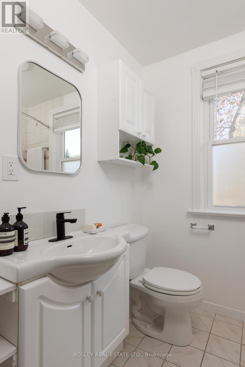 128 Leacrest Road, Toronto, ON photo 30
