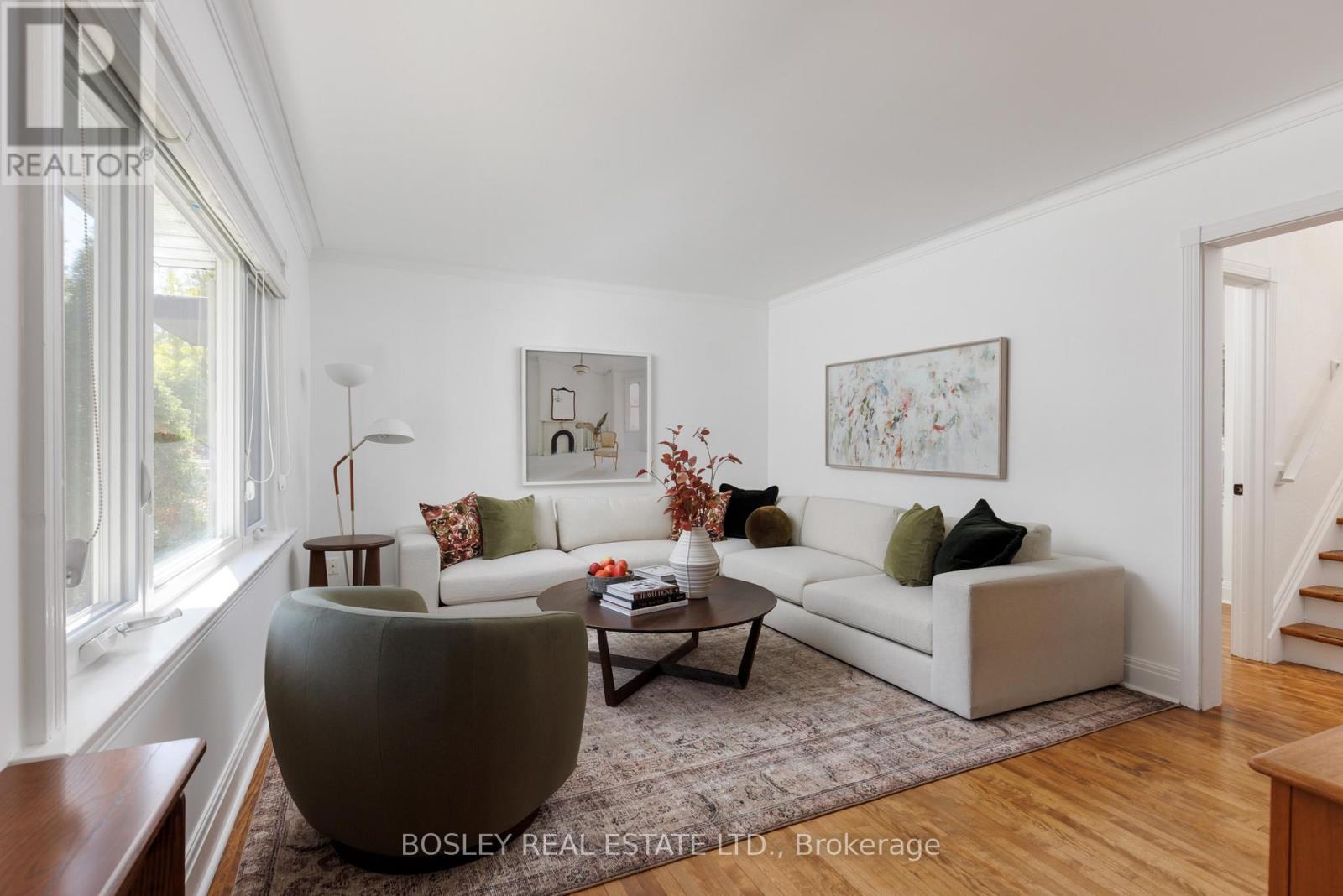 128 Leacrest Road, Toronto, ON photo 5