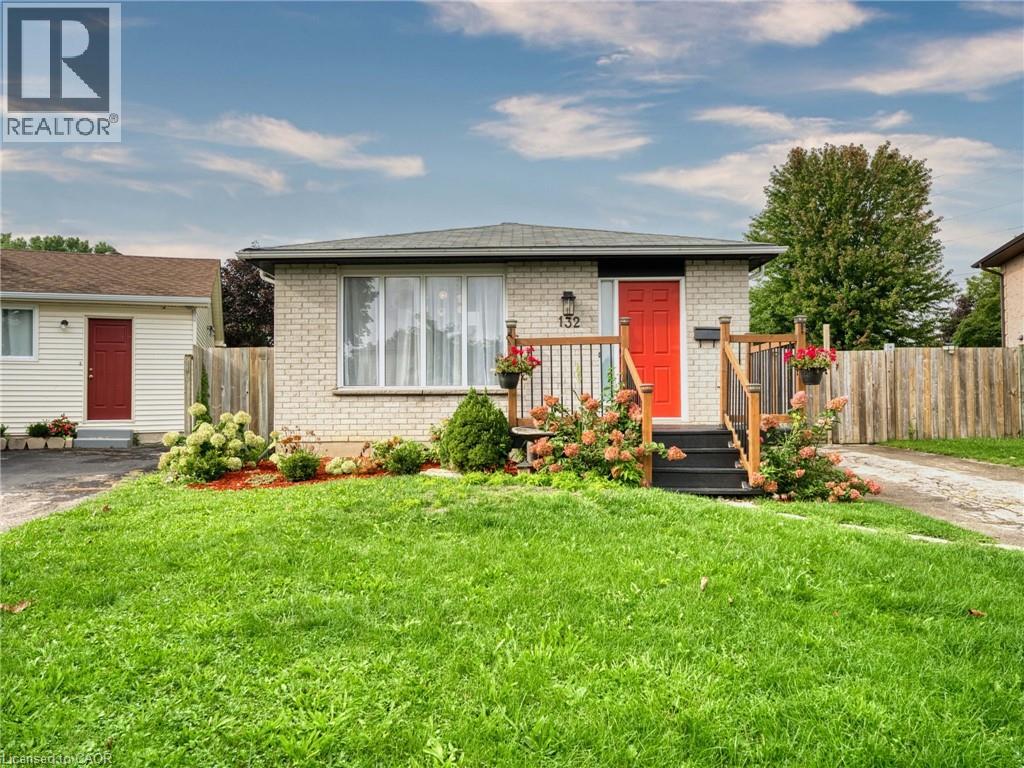 3 Bed, 2 Bath House for Rent in London – 132 SUNDRIDGE Crescent, London – MLS# 40872688 - Image 1