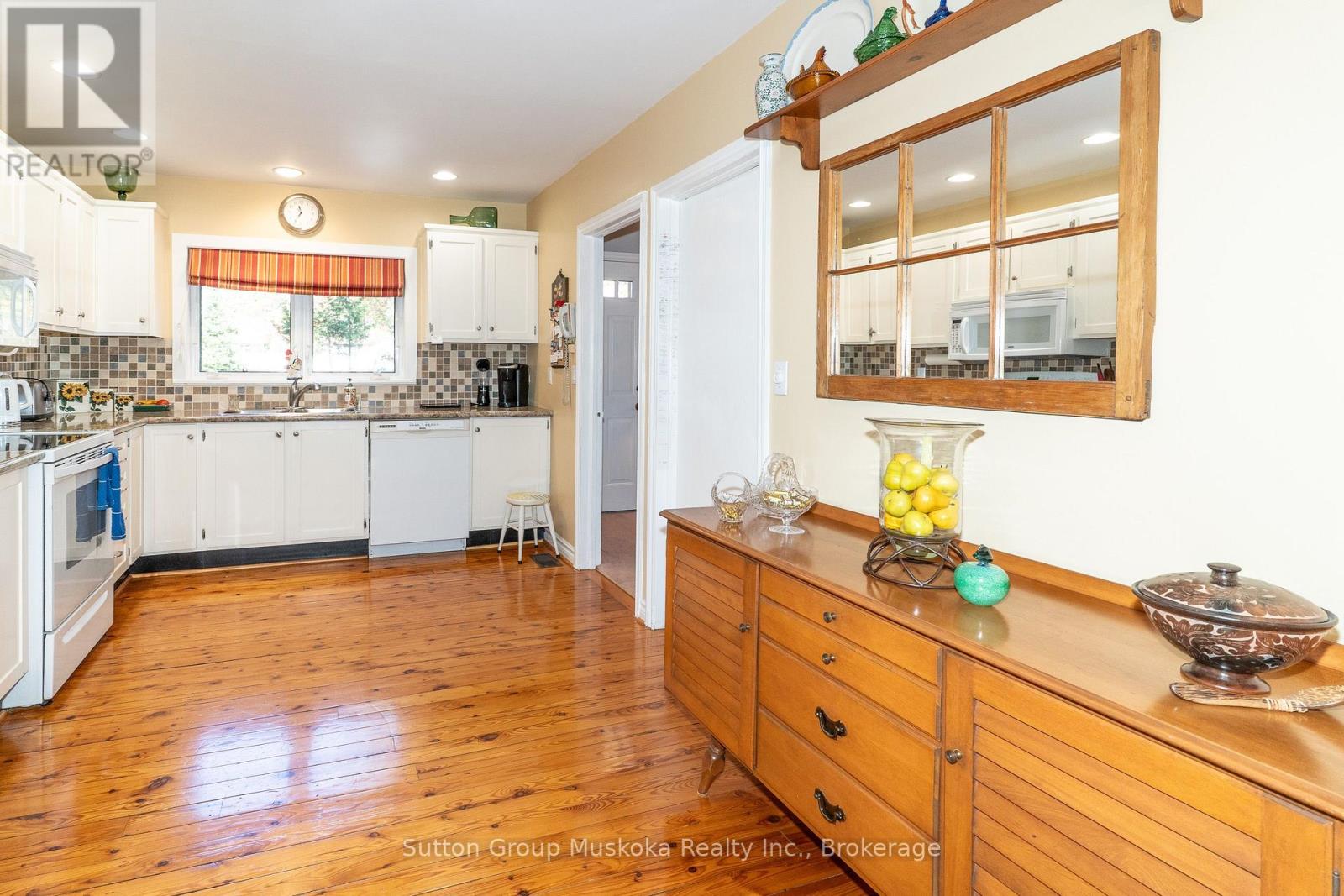451 MUSKOKA RD #10 ROAD - 8