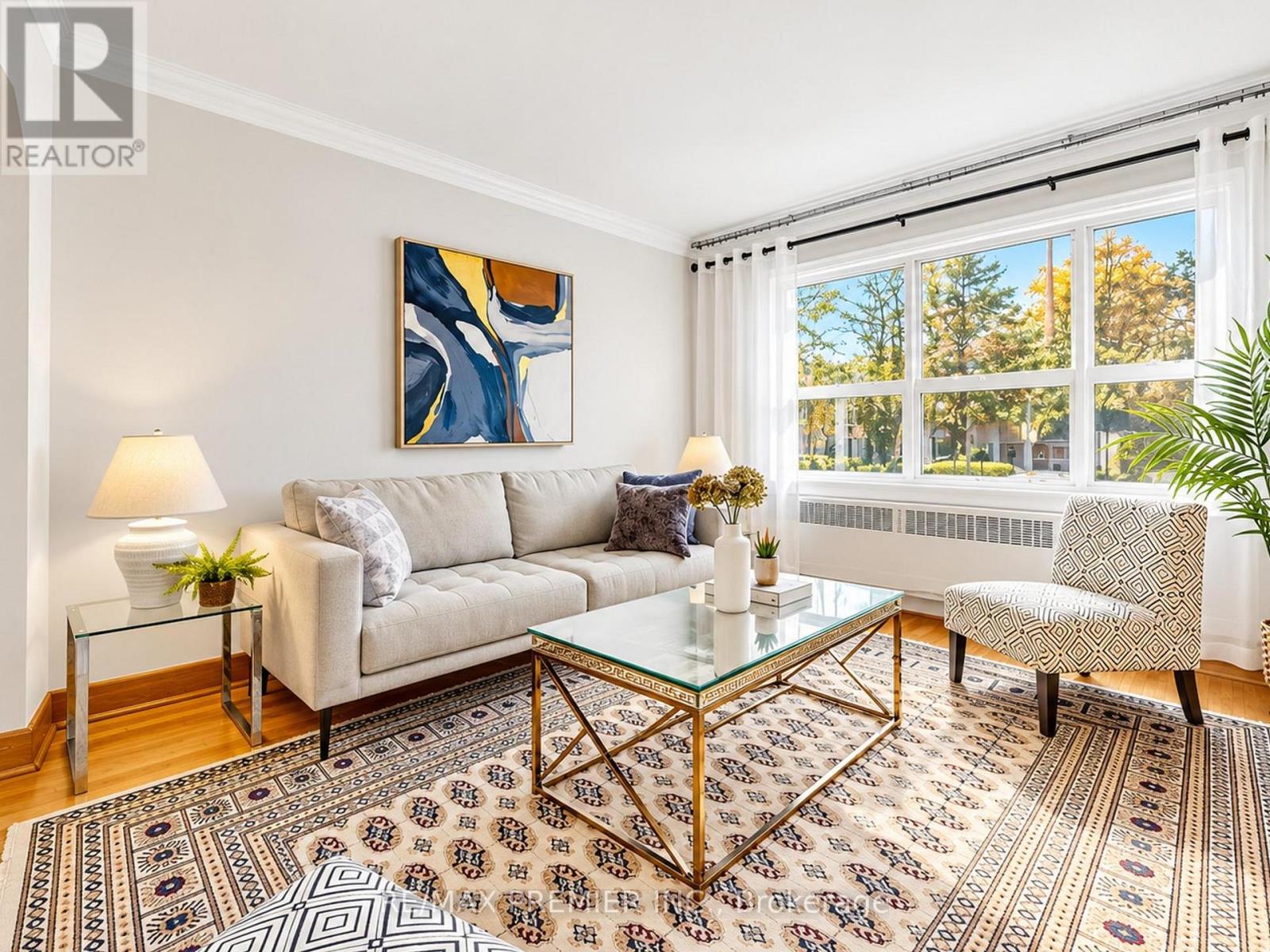 14 Shaneen Boulevard, Toronto, ON photo 4