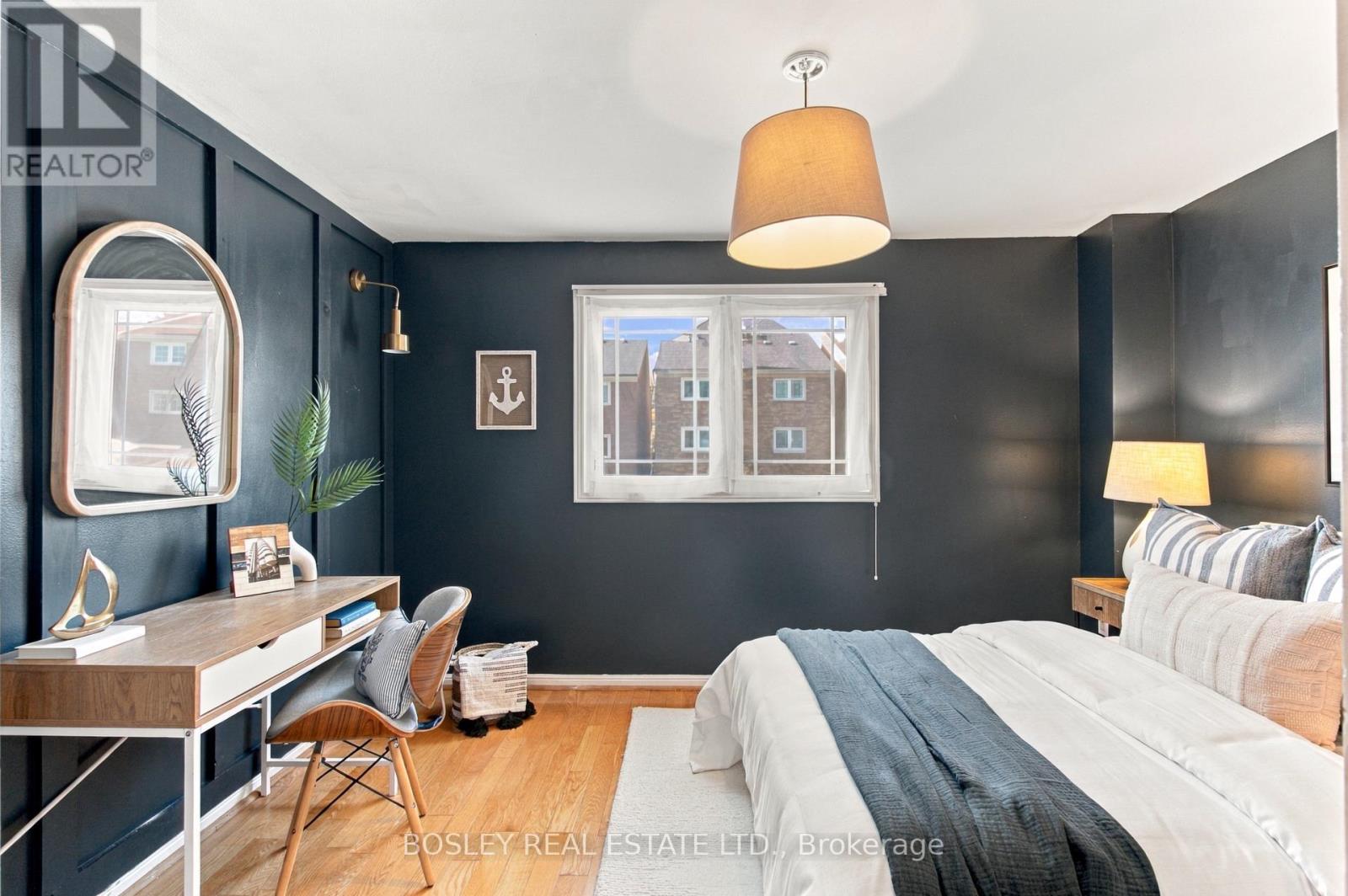14 Lount Street, Toronto, ON photo 18
