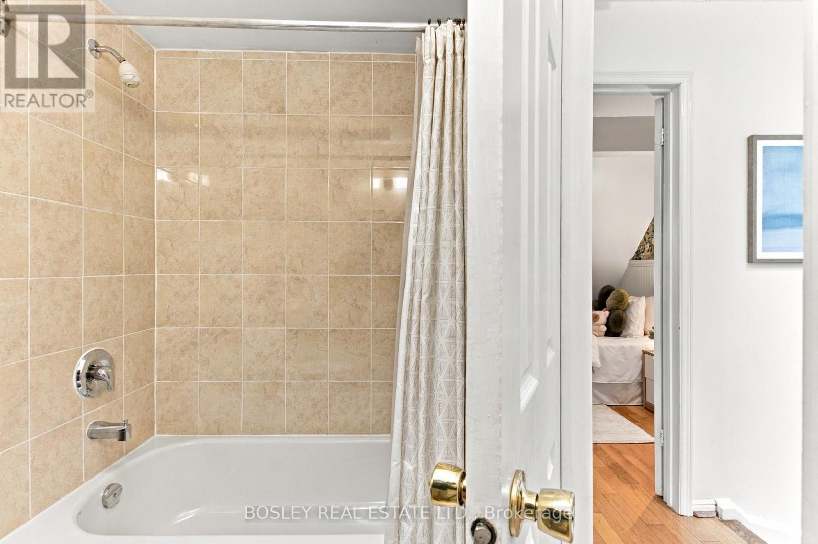 14 LOUNT STREET - 34