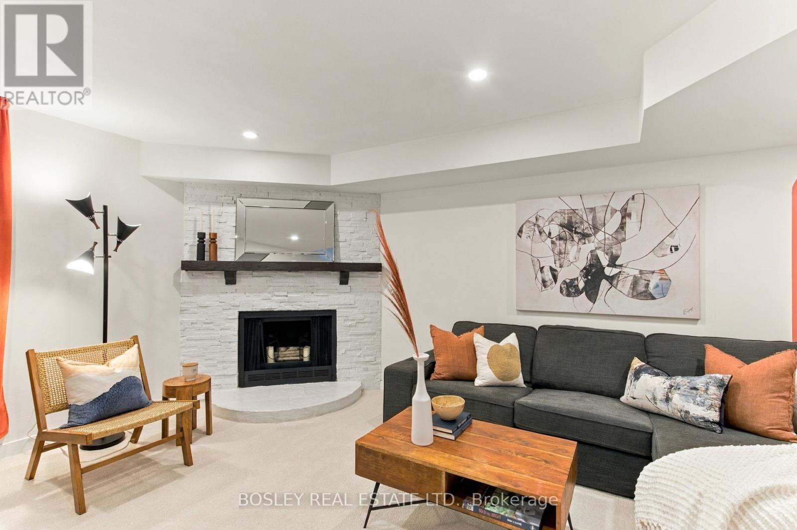 14 Lount Street, Toronto, ON photo 37
