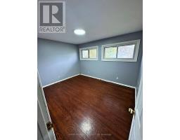 Laundry room - 76 Switzer Drive, Oshawa, ON L1G3J4 Photo 9