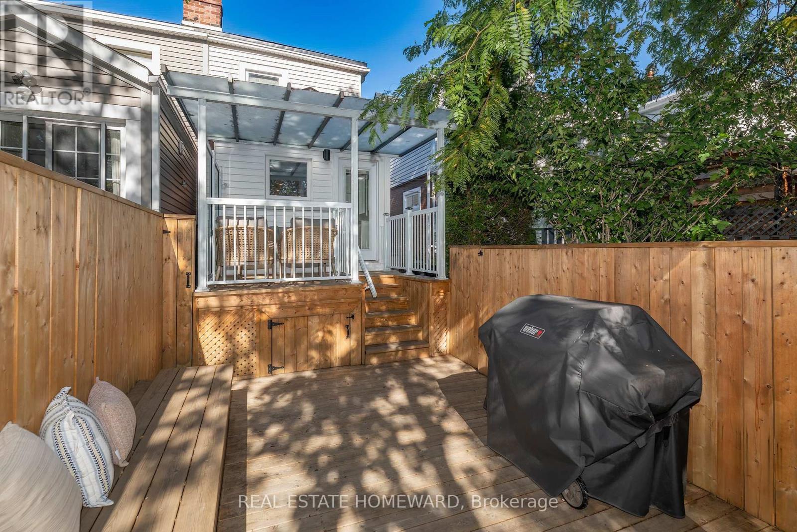 115 Wildwood Crescent, Toronto, ON photo 17