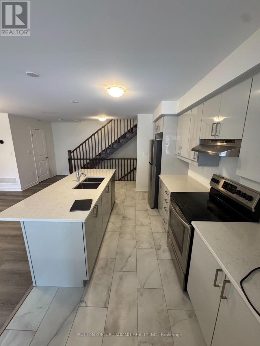 3355 Thunderbird Prom, Pickering, ON photo 12