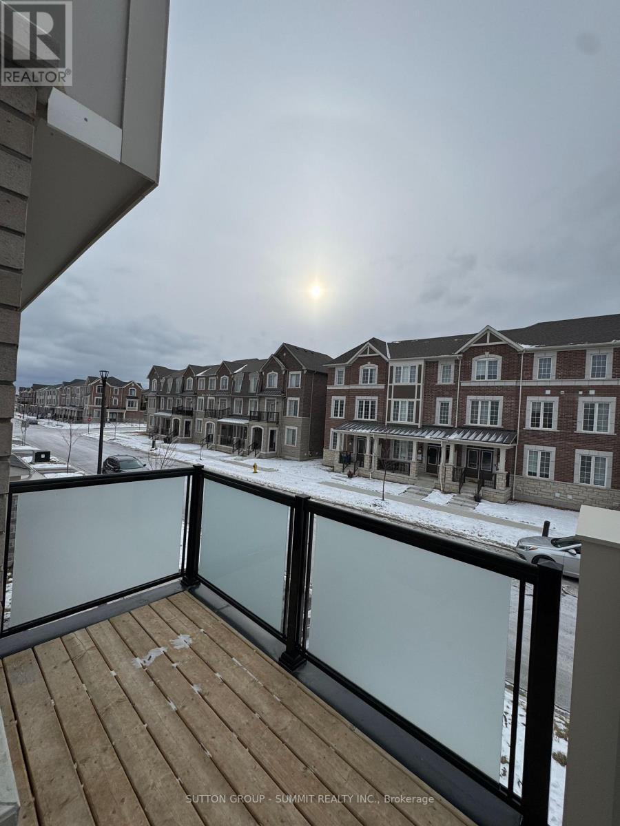 3355 Thunderbird Prom, Pickering, ON photo 19