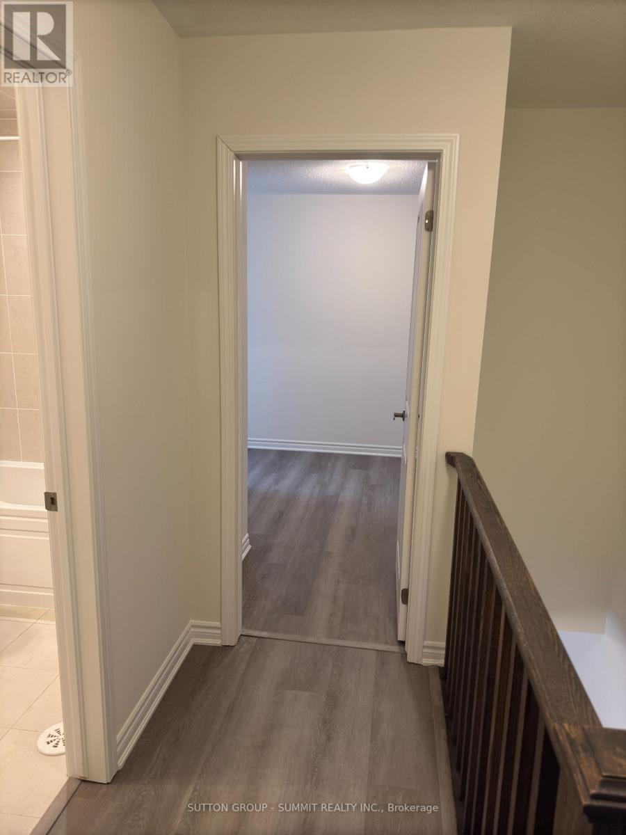 3355 Thunderbird Prom, Pickering, ON photo 24