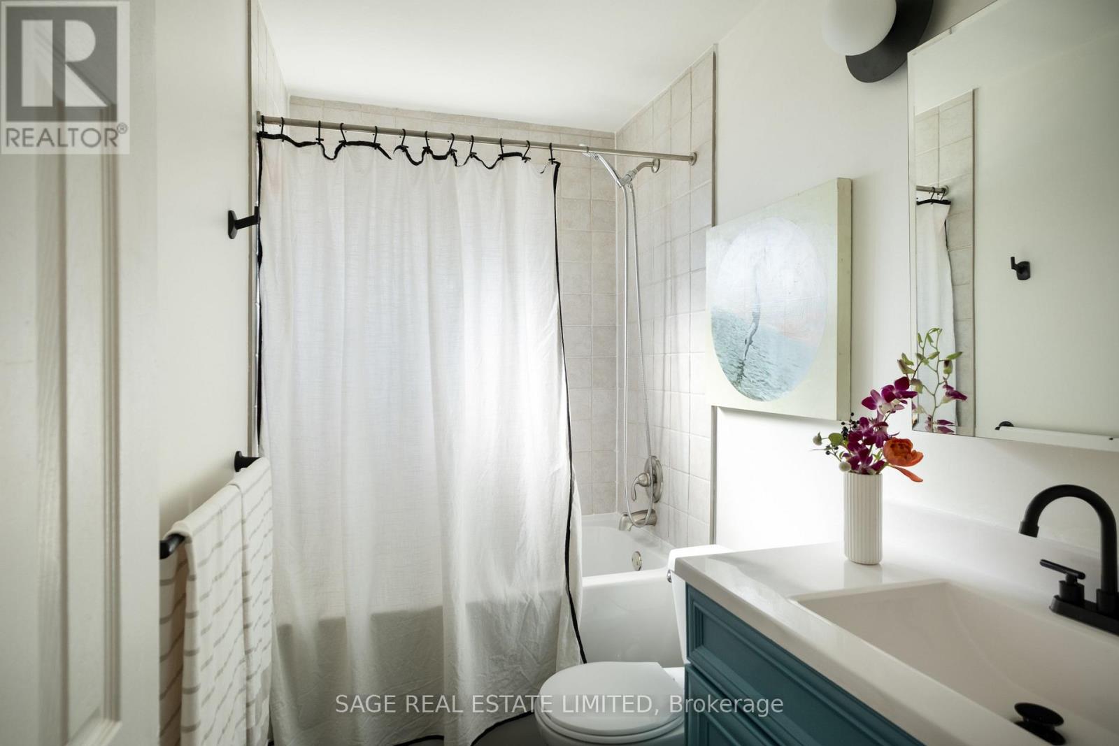 35 Chapman Avenue, Toronto, ON photo 28