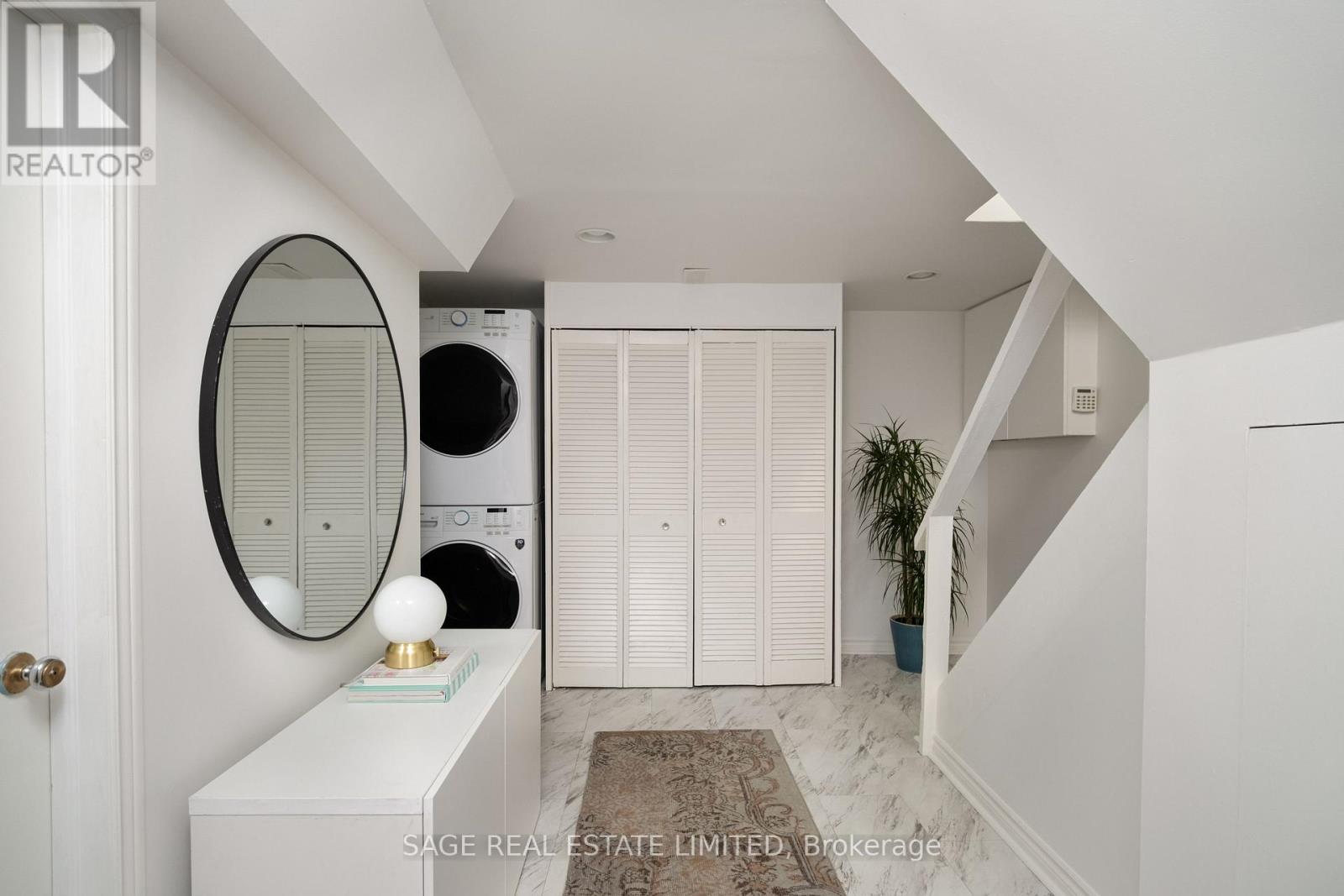 35 Chapman Avenue, Toronto, ON photo 32