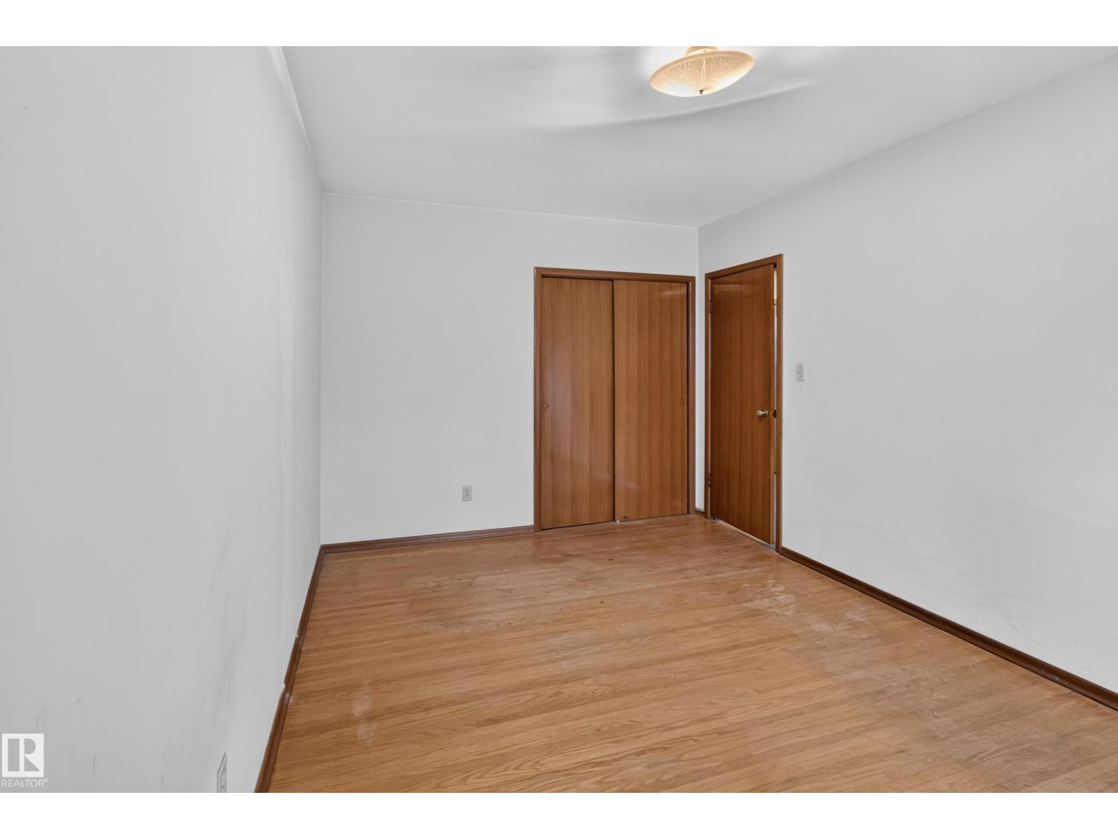 6321 104 AV NW, Edmonton — photo 20