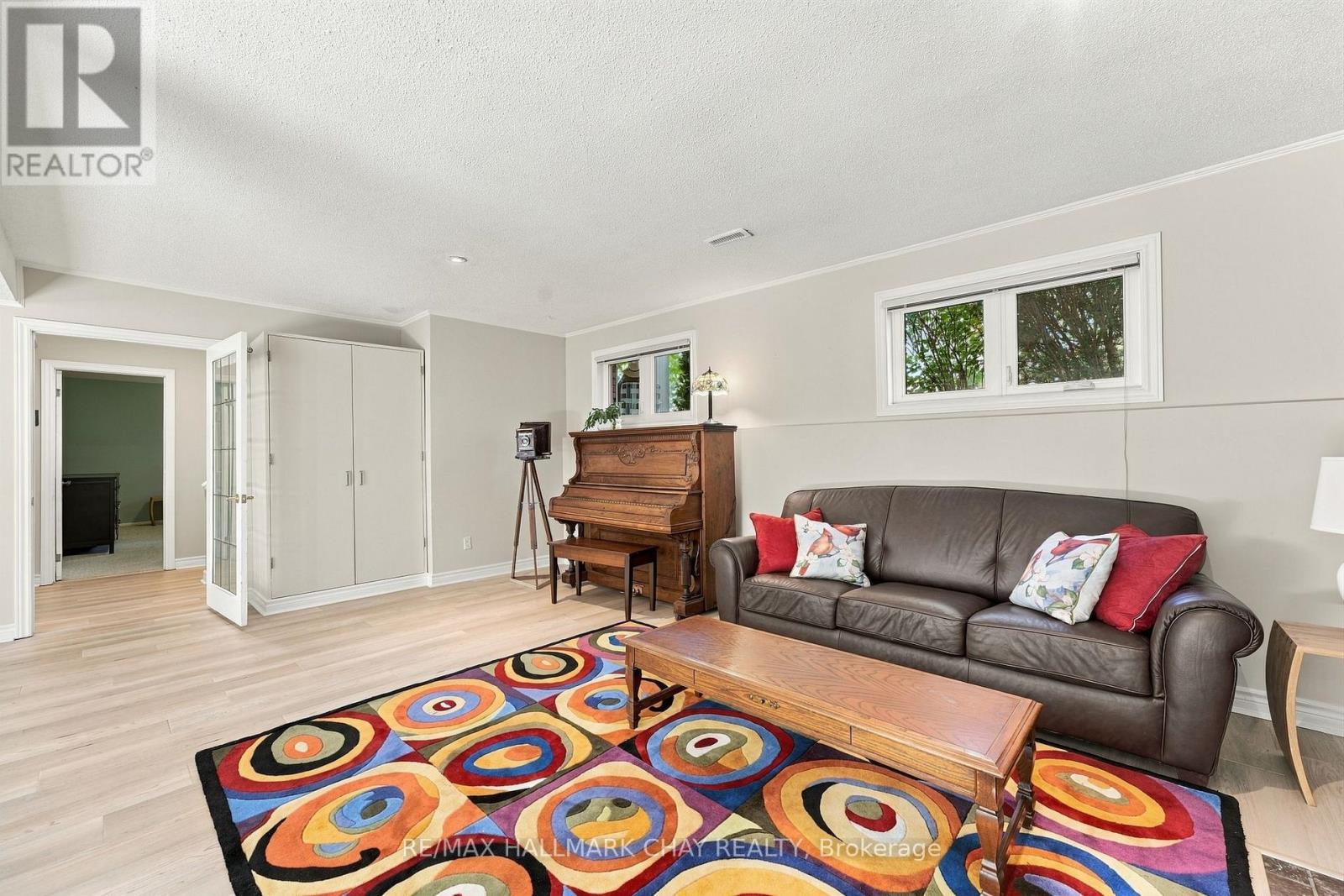57 Belmont Crescent, Springwater photo 18