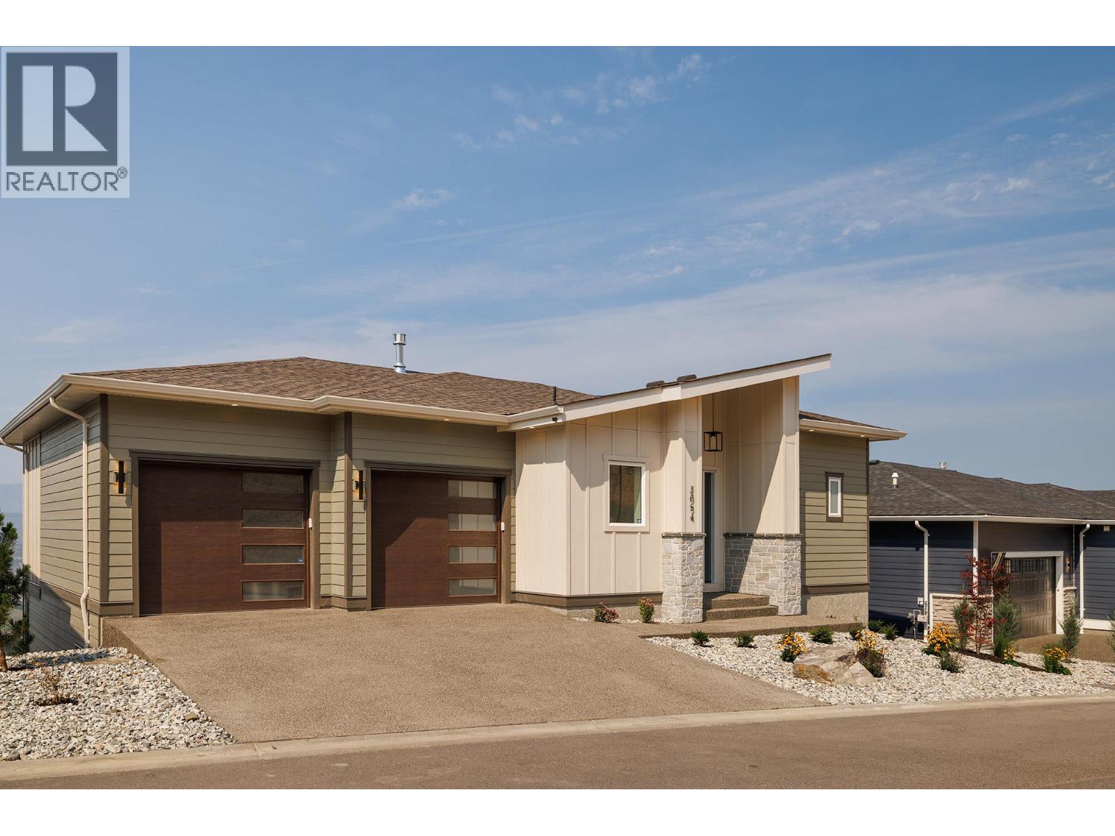 2054 Kentucky Crescent, Kelowna - Image 1