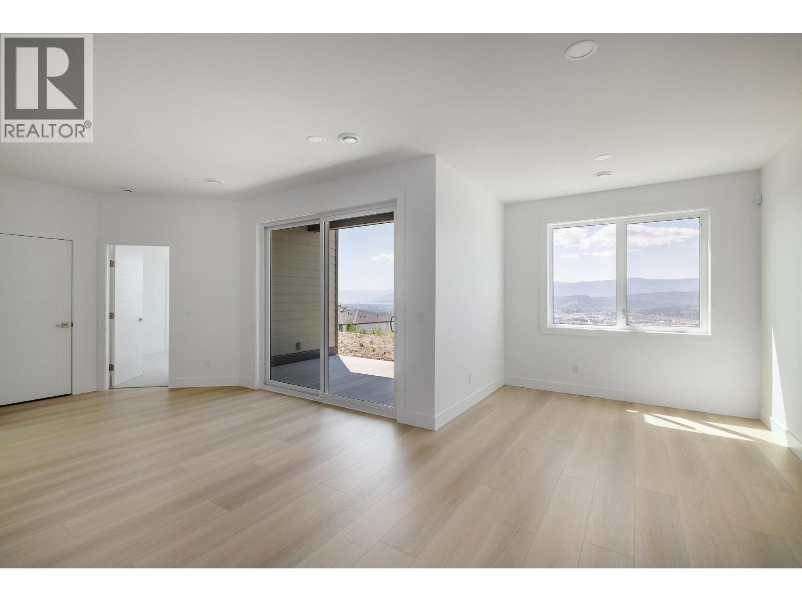 2054 Kentucky Crescent, Kelowna - Image 1