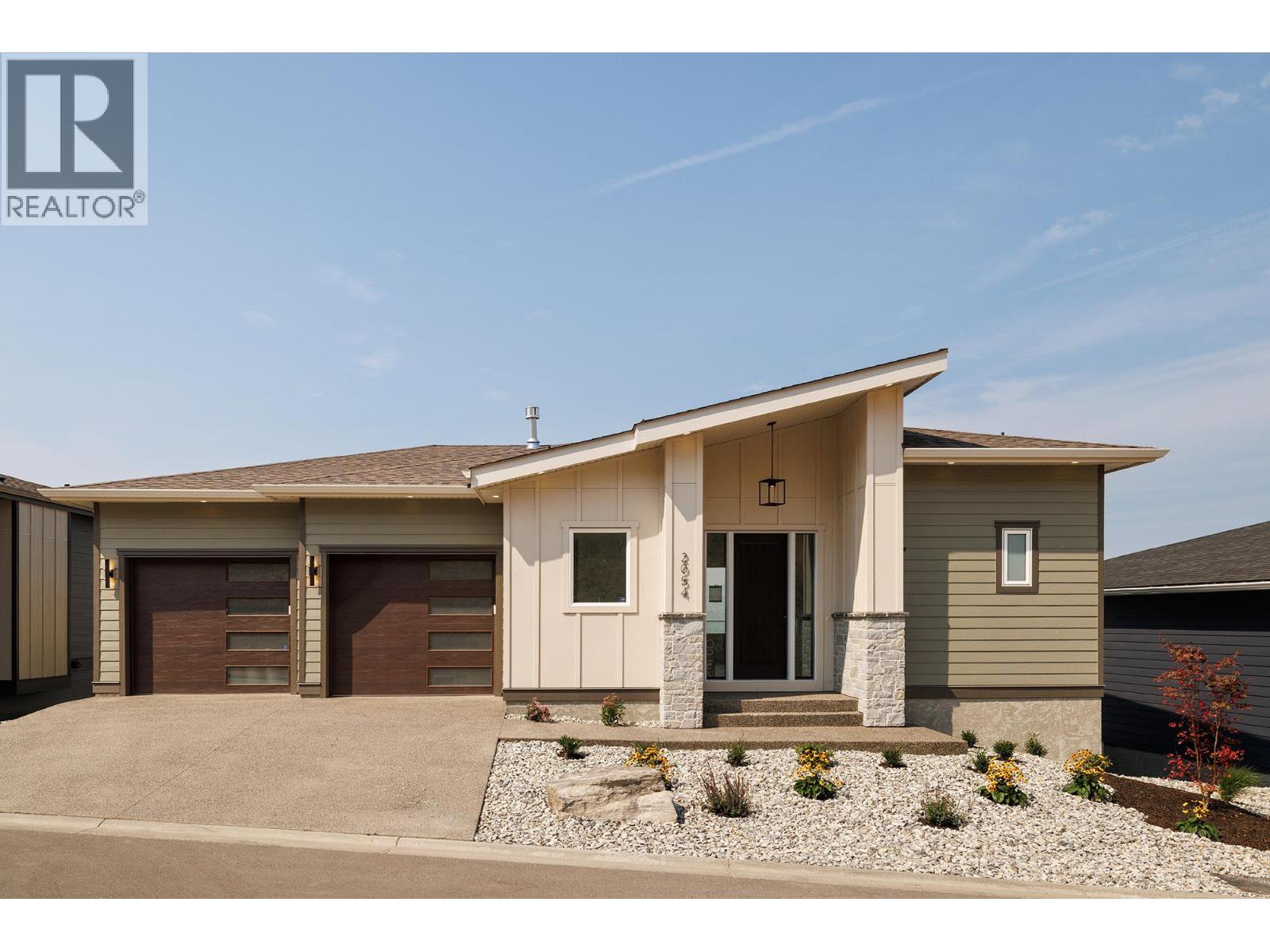 2054 Kentucky Crescent, Kelowna - Image 1