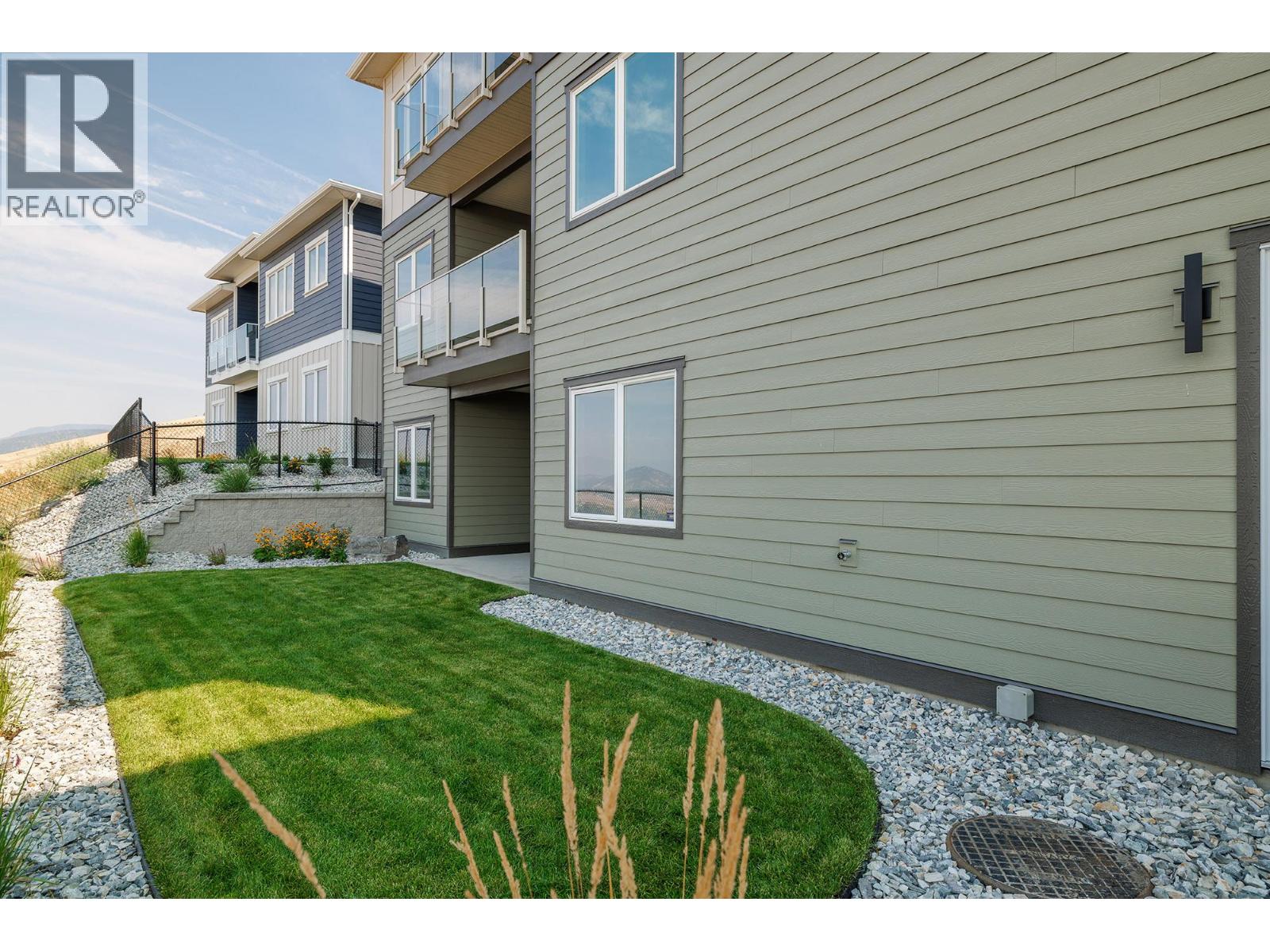 2054 Kentucky Crescent, Kelowna - Image 1