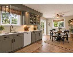 26 Shoal Bay Road thumbnail 13