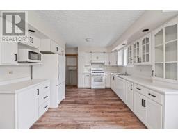 26 Shoal Bay Road thumbnail 17