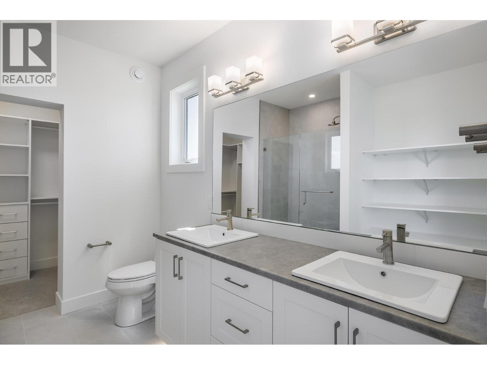 2054 Kentucky Crescent, Kelowna - Image 1