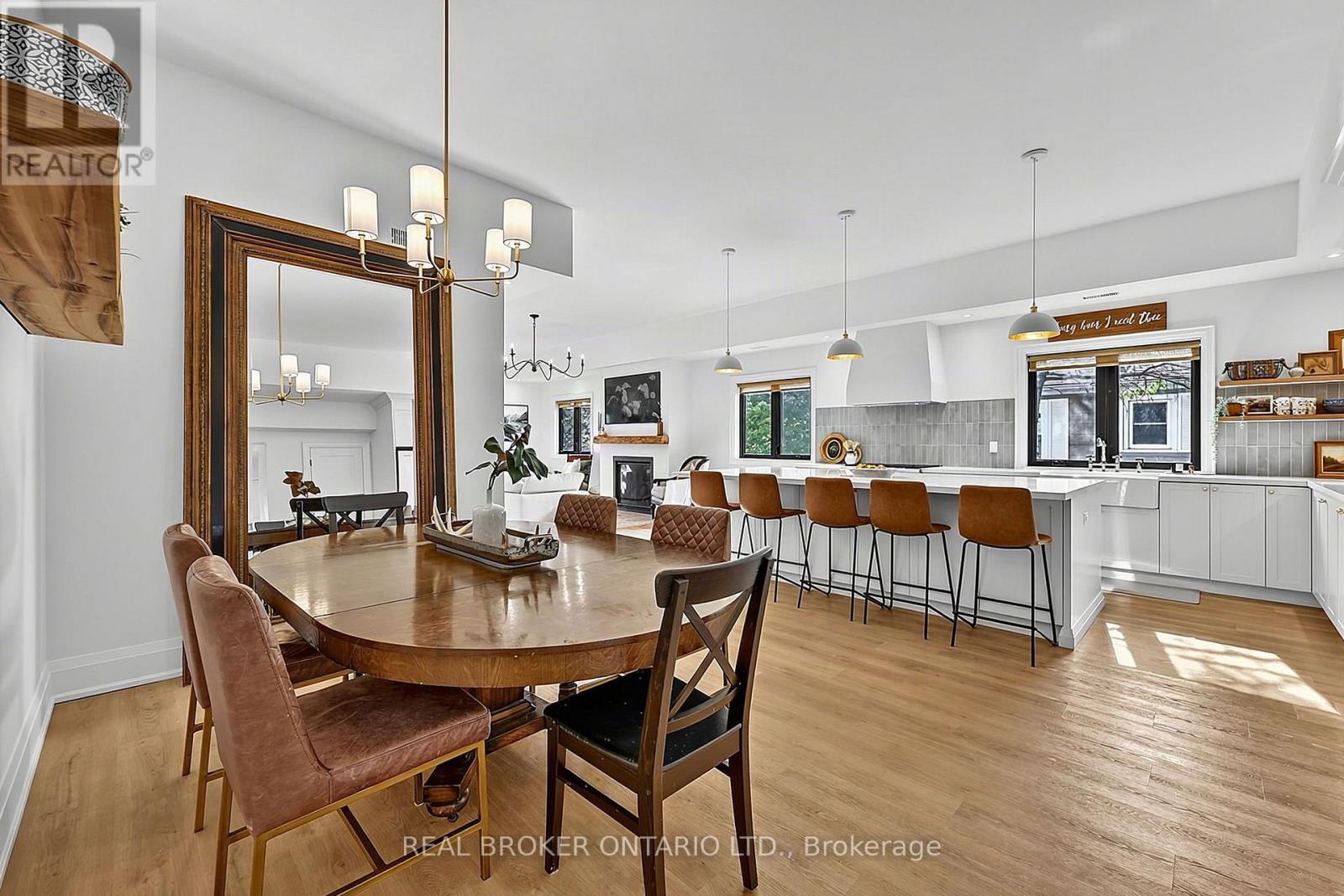 17 Mill Street, East Gwillimbury, ON photo 14