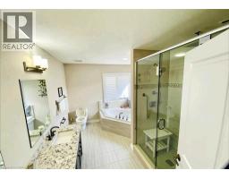 Kitchen - 319 Moorlands Crescent, Kitchener, ON N2P0C5 Photo 12