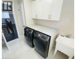 319 Moorlands Crescent, Kitchener, ON N2P0C5 Photo 14