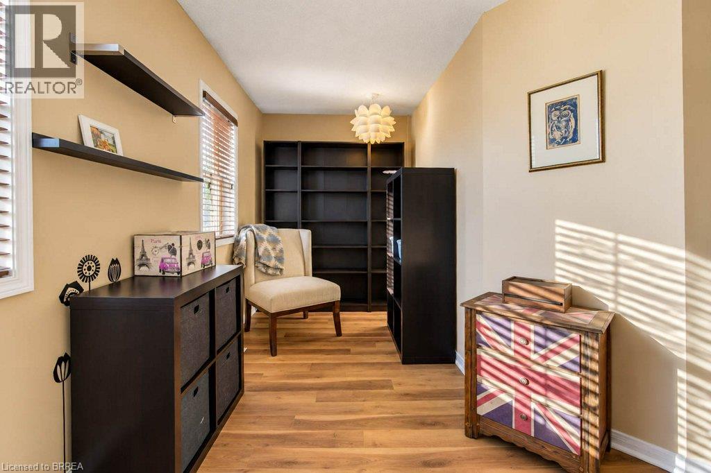 112 OSBORN Avenue - 24