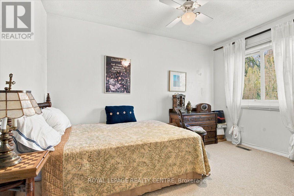 3581 ASH ROW CRESCENT - 23