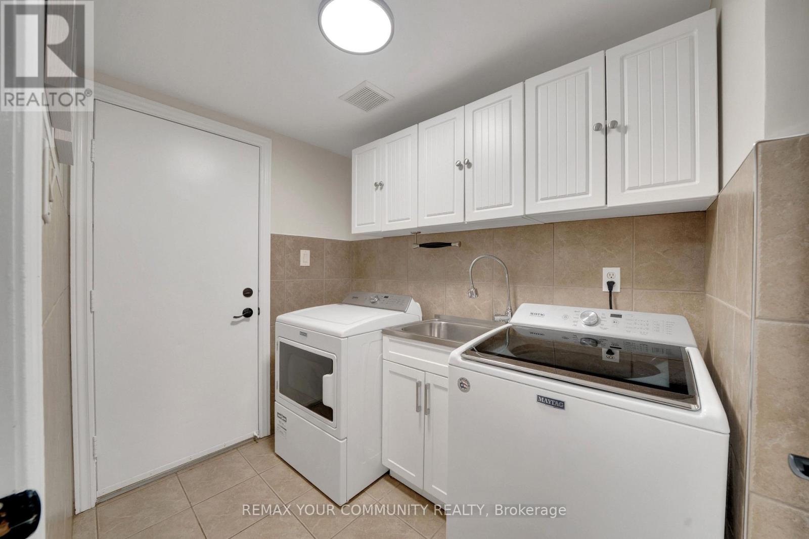 118 WATERBURY STREET, Caledon (Bolton East) — photo 7