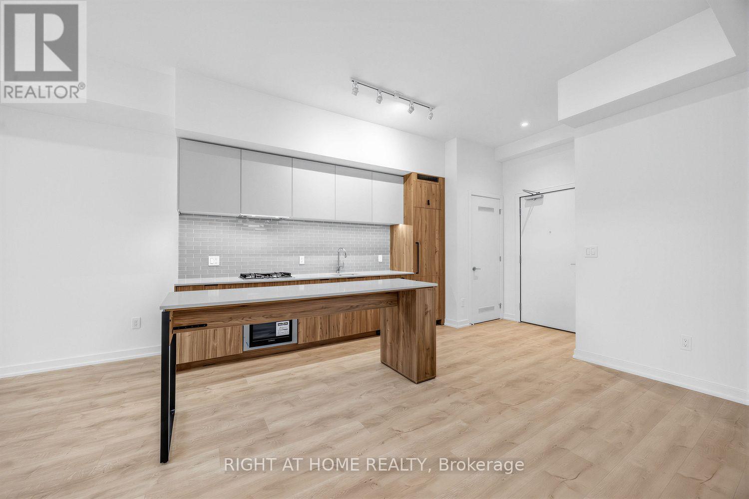 207- 722 Marlee Avenue, Toronto, ON photo 14